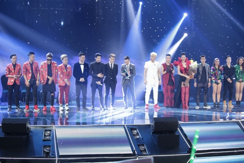 The Remix 2016: Hoàng Thùy Linh, Hương Tràm quot;đốt cháyquot; sân khấu - 20
