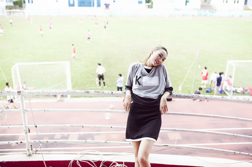 Trang Khiếu nhí nhảnh với phong cách sporty chic - 8