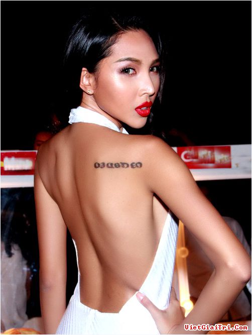 So nhan sắc 5 người đẹp chân dài nhất Vbiz - 3