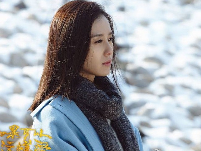 Lưu Thi Thi thẫn thờ vì yêu Đồng Đại Vi