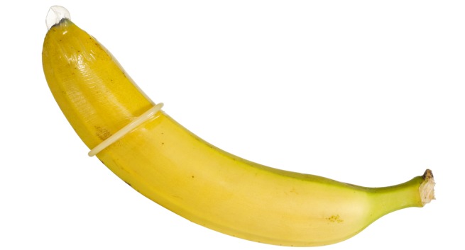 10 điều bạn không bao giờ nên làm với bao cao su - 9