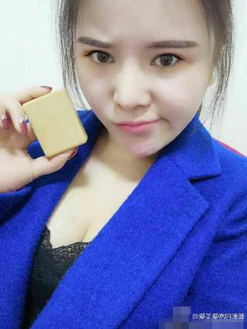 Cô gái hút mỡ bụng làm xà phòng tặng người yêu cũ - 1