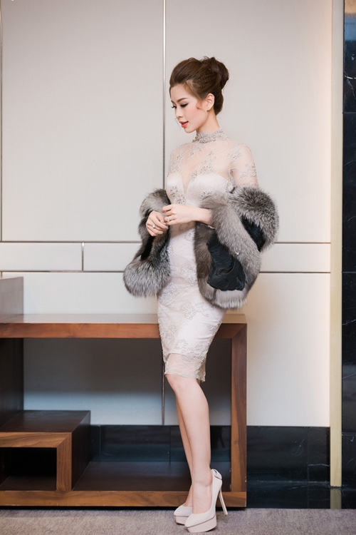 Á hậu Diễm Trang thôi miên mọi ánh nhìn tại sự kiện - 1