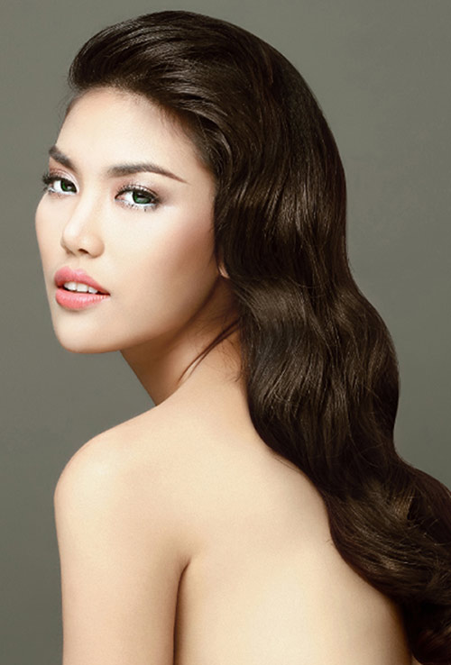 Phạm Hương  đội vương miện, thử áo dài quot;độcquot; - 11