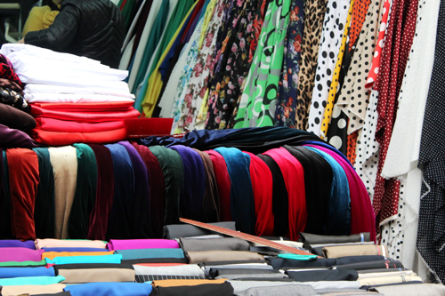 Khảo giá vải may áo dài đón Tết cho chị em Hà thành - 5