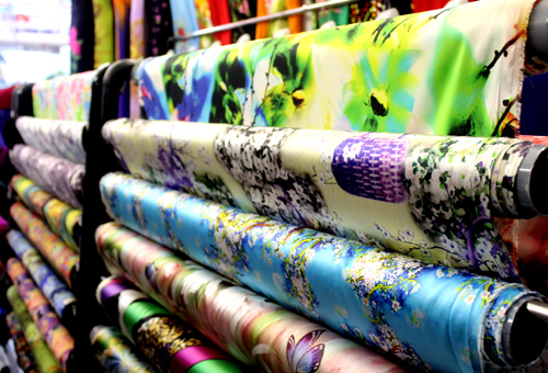 Khảo giá vải may áo dài đón Tết cho chị em Hà thành - 6