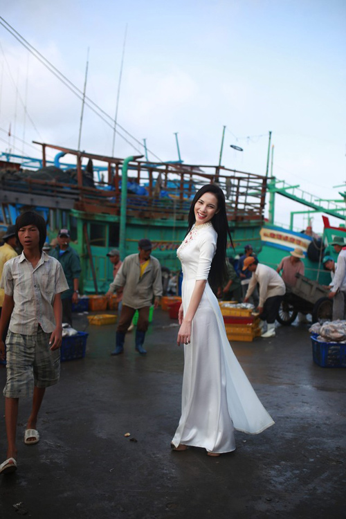 Á khôi Lệ Quyên không buồn vì truyền thông lạnh nhạt - 8