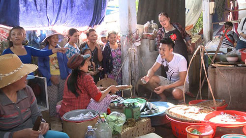 Tập 32 Bố ơi mùa 2: Con gái Thuý Hạnh trổ tài nấu cơm trứng cực đảm - 6