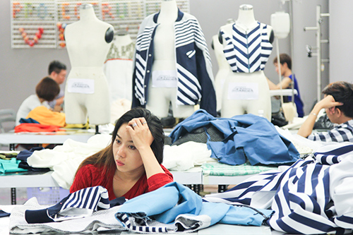 Project Runway tập 5: Ba thí sinh bị loại trong tiếc nuối - 1