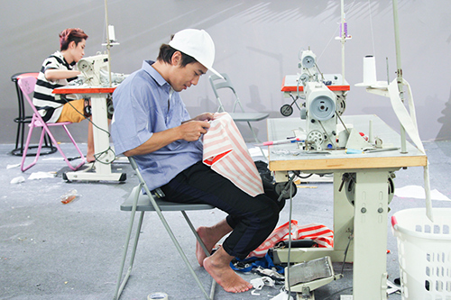 Project Runway tập 5: Ba thí sinh bị loại trong tiếc nuối - 9