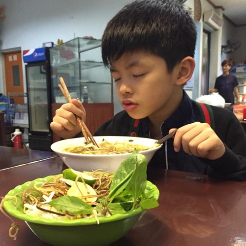 Bằng Kiều vẫn gọi Dương Mỹ Linh là quot;vợquot; sau tin đồn chia tay - 17