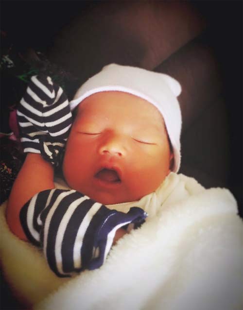 Ngọc Quyên hạnh phúc khi chồng yêu con hết mực - 1