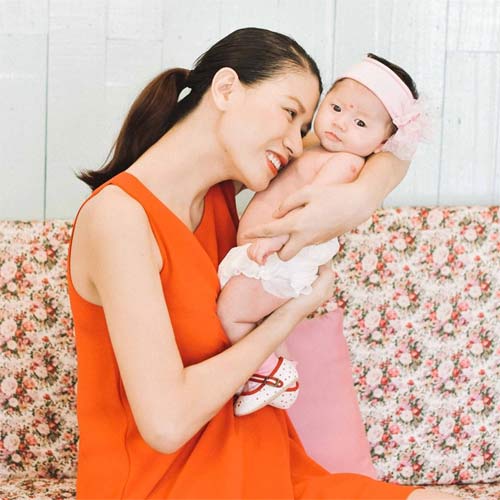 Ngọc Quyên hạnh phúc khi chồng yêu con hết mực - 13