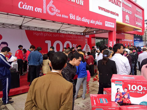 Sắm Tết thỏa thích cùng khuyến mại mua 1 tặng 3 - 1