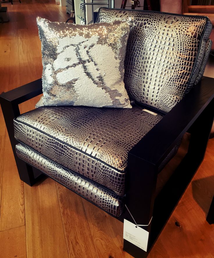 Dân mạng lùng sục chiếc gối #039;ma thuật#039; 30 triệu view - 3