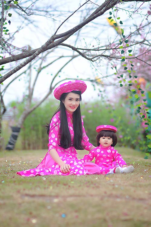 Em gái Công Vinh khoe con gái xinh như thiên thần ngày Tết - 7