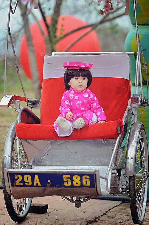 Em gái Công Vinh khoe con gái xinh như thiên thần ngày Tết - 6