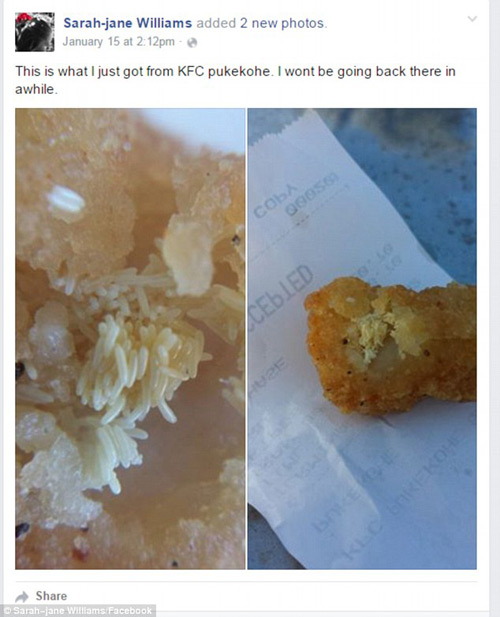 Kinh hãi phát hiện trứng ruồi sau lớp da gà KFC - 1