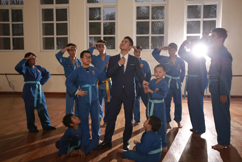 Mối tình đáng yêu của cô gái dạy múa và anh chàng dạy võ - 12