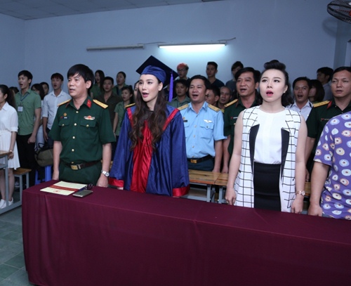 Hồ Quỳnh Hương trở thành giảng viên đại học - 2