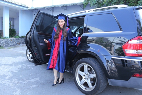 Hồ Quỳnh Hương trở thành giảng viên đại học - 8