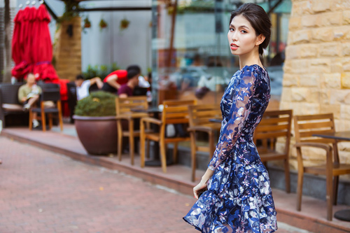 Thùy Dương gợi ý chọn váy đầm du xuân tươi mới - 5