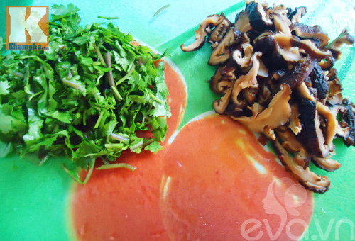 Cháo thịt bằm nấm hương nóng hổi - 4