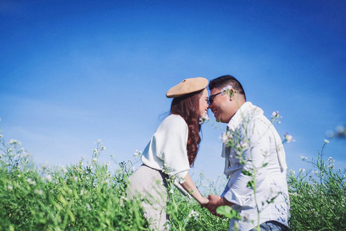 Chuyện tình của cặp đôi yêu cả năm gặp một lần - 2