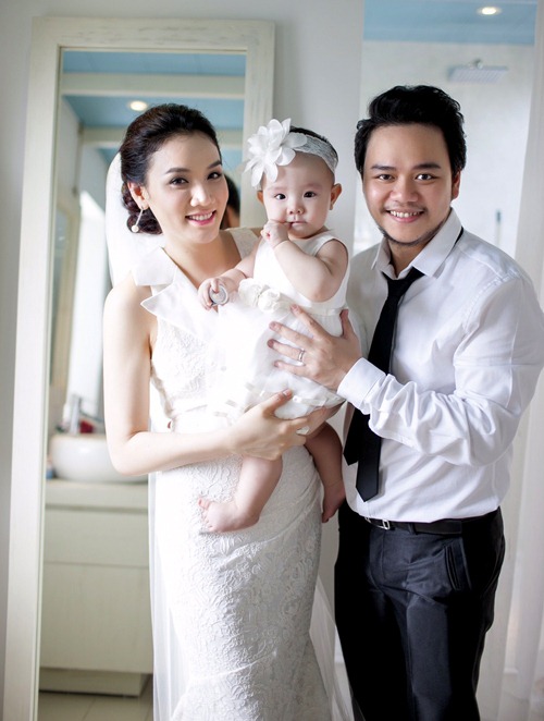 Vợ chồng Trang Nhung khoe ảnh cưới chụp cùng con gái - 9