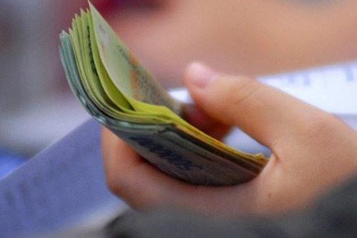 Ai bảo làm ngân hàng là thu nhập kém? - 1