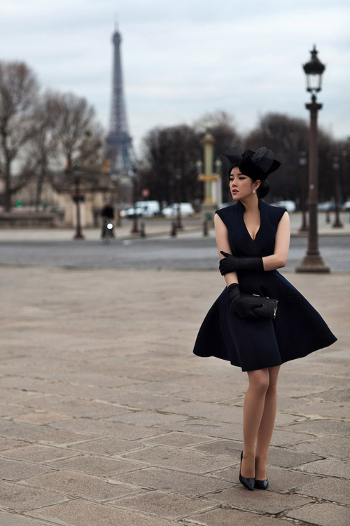 Phạm Hương, Thanh Hằng đi giày thể thao vẫn đẹp phát ghen - 3