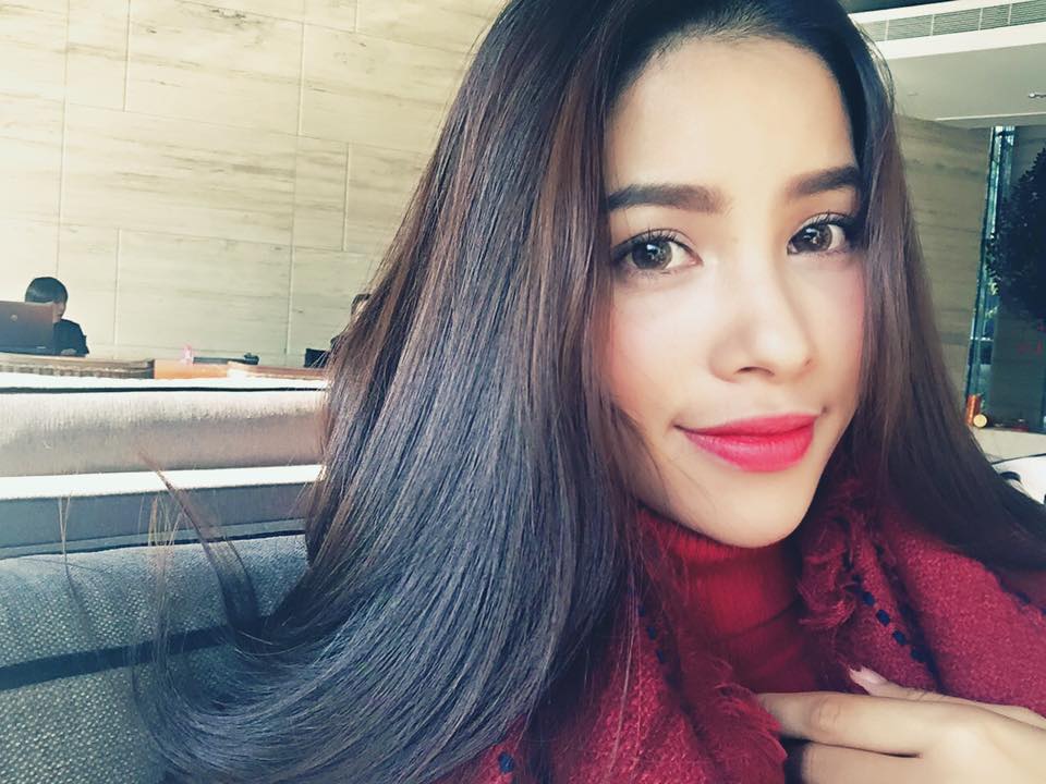 Phạm Hương sang chảnh với túi xách gần 500 triệu - 2