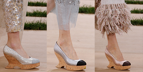 Cara Delevingne mặc xuyên thấu táo bạo xem show Chanel - 18