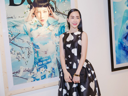 Lỗi trang điểm không muốn nhìn lại của sao Việt 2015 - 12