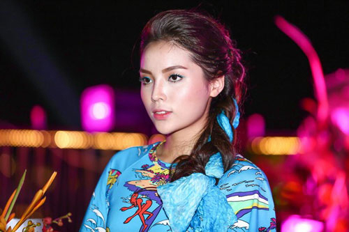 Lỗi trang điểm không muốn nhìn lại của sao Việt 2015 - 5