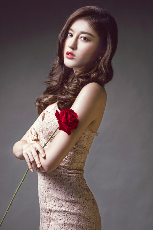 Lỗi trang điểm không muốn nhìn lại của sao Việt 2015 - 6