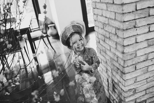 Tôm - Tép nhà Hồng Nhung xinh xắn diện áo dài Đức Hùng - 6