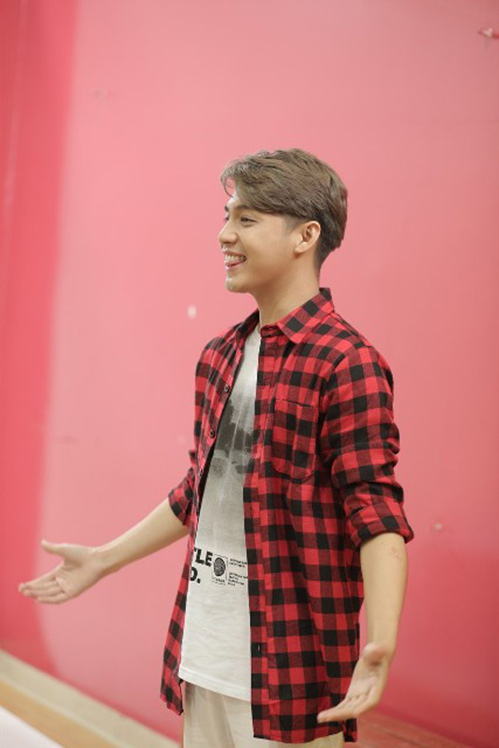 Noo Phước Thịnh đột nhiên đổi tóc quot;xù mìquot; - 4