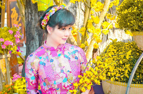 Thiếu nữ Sài Gòn xúng xính áo dài xuống phố chơi xuân - 9