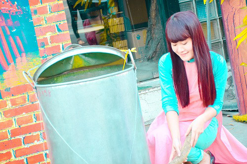 Thiếu nữ Sài Gòn xúng xính áo dài xuống phố chơi xuân - 10