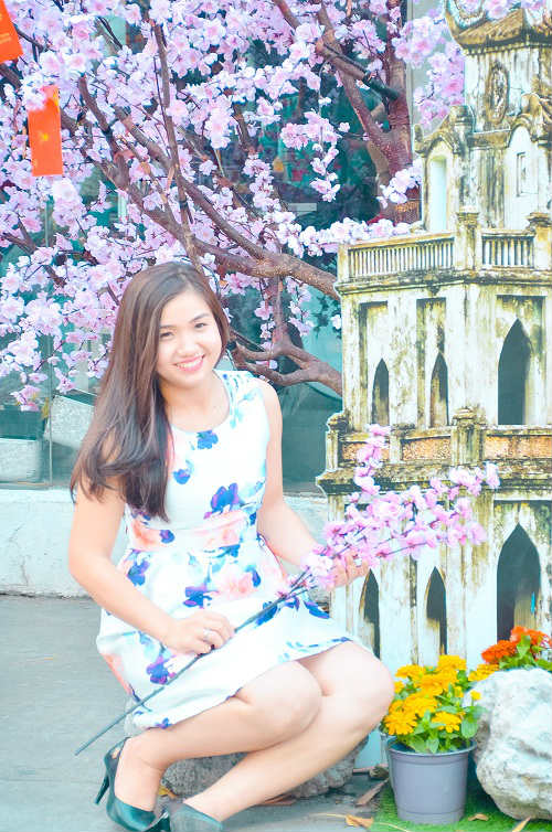 Thiếu nữ Sài Gòn xúng xính áo dài xuống phố chơi xuân - 14