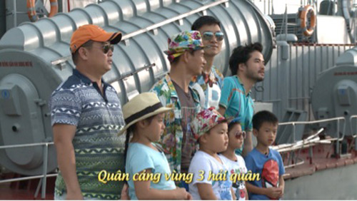 Tập 34 Bố ơi mùa 2: 4 cặp bố con lần đầu làm lính thuỷ Đà Nẵng - 2