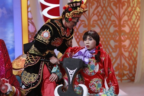 Vợ Bình Minh đi cổ vũ chồng đóng quot;Táo quân 2016quot; - 6