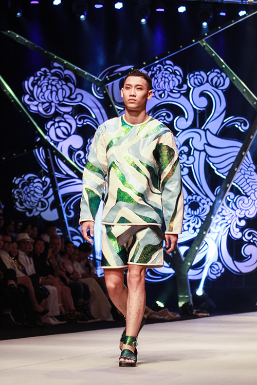 Tiến Truyển lên ngôi quán quân Project Runway Vietnam 2015 - 4