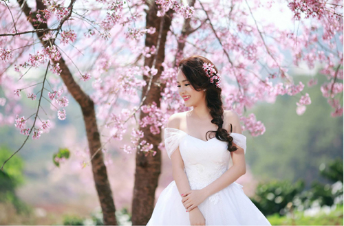 Đẹp mê hồn bộ ảnh cưới ngập tràn sắc hoa ngày xuân - 10