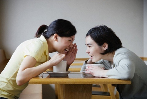 Những kiểu phụ nữ dễ bị ghét nơi công sở - 1