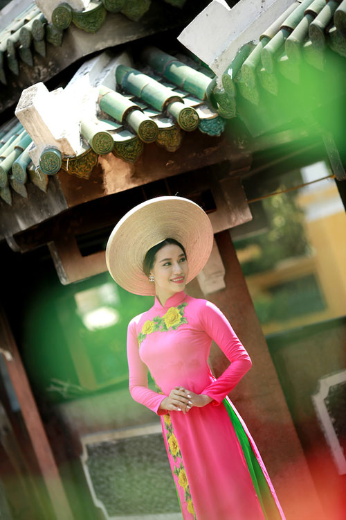 Trương Tâm Nhi nền nã áo dài xuống phố - 5