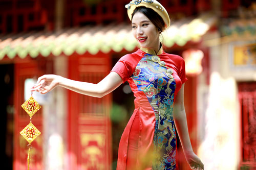 Trương Tâm Nhi nền nã áo dài xuống phố - 6