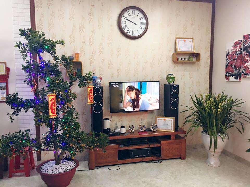 Thúy Hạnh, Phạm Hương bận rộn dọn nhà đón Tết - 10