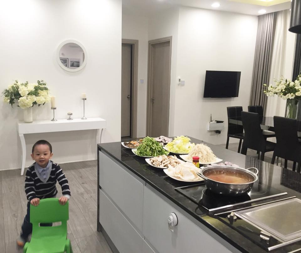 Thúy Hạnh, Phạm Hương bận rộn dọn nhà đón Tết - 9